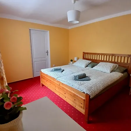 Villa Dum Krcin Náchod Exterior foto